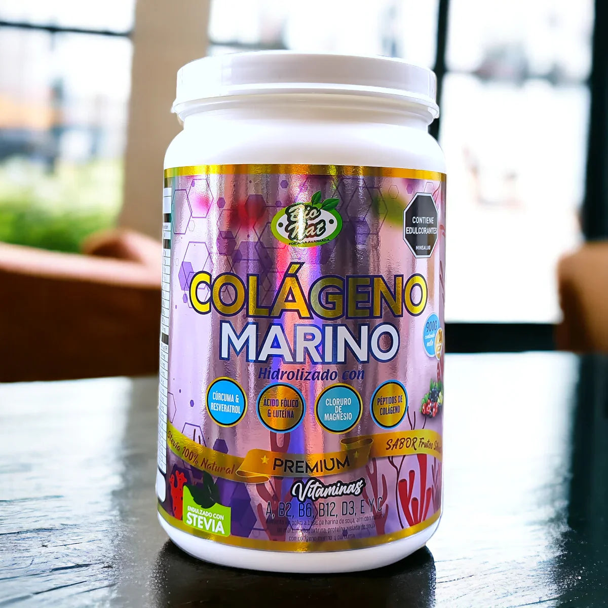 Envase de colágeno marino hidrolizado premium con vitaminas y sabor frutos rojos