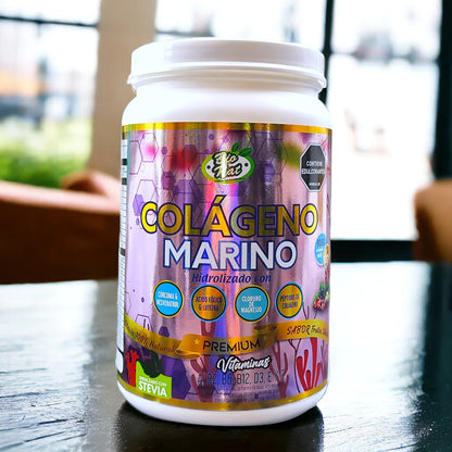Envase de colágeno marino hidrolizado premium con vitaminas y sabor frutos rojos