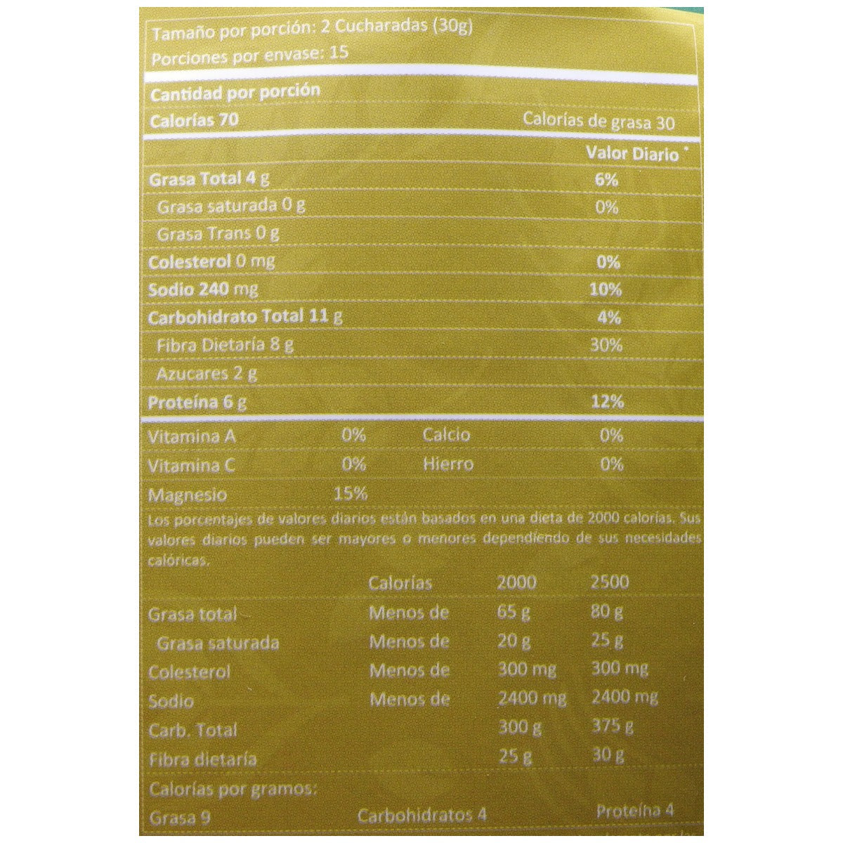 Tabla nutricional en español con datos sobre calorías, grasa, sodio, carbohidratos, proteína y minerales